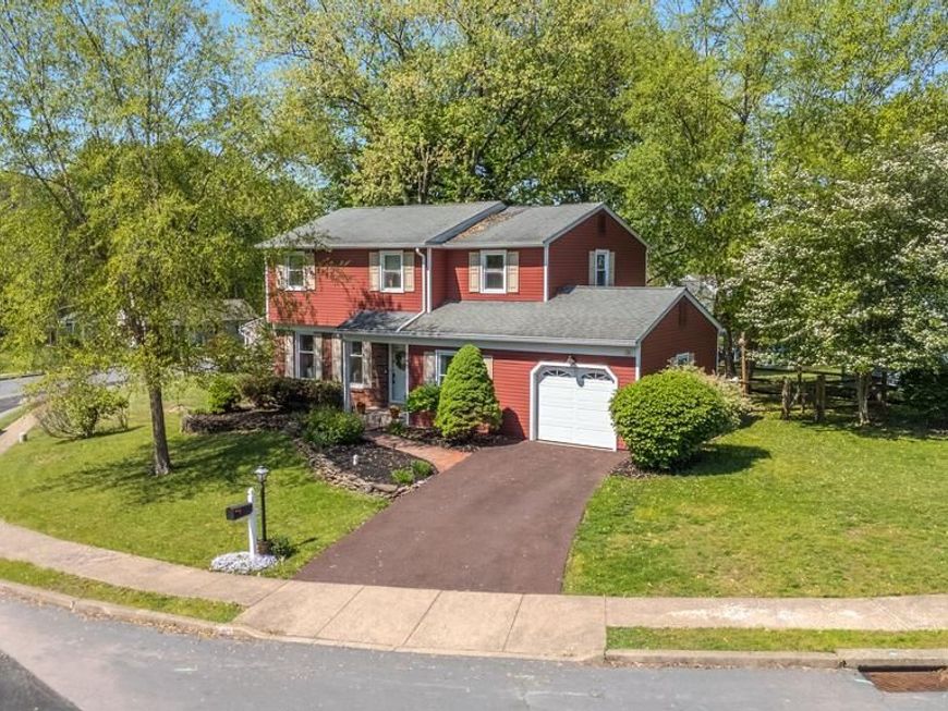 540 Pioneer Circle, Harleysville, PA 19438 Main Photo