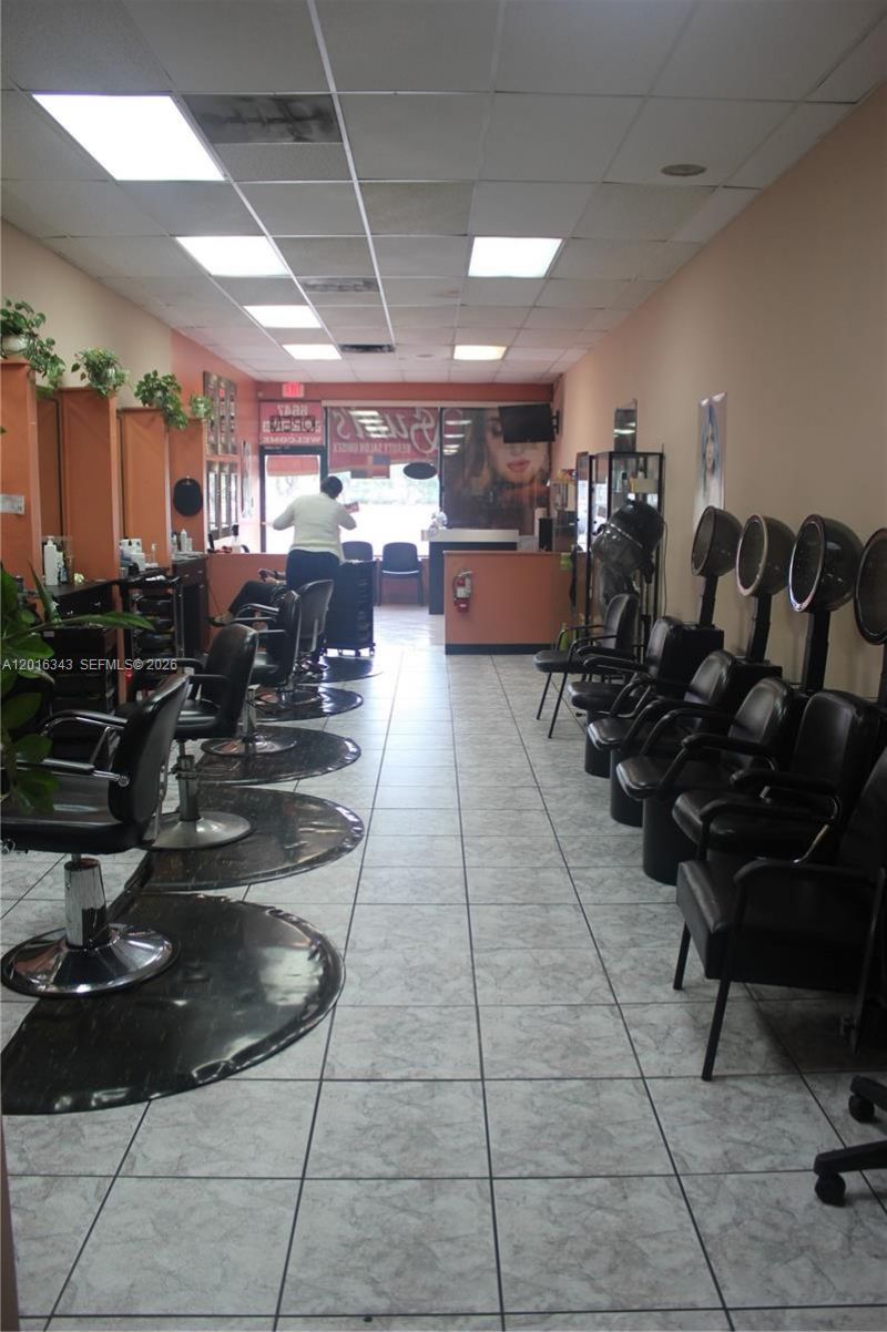 6647 Taft St , Hollywood, FL 33024 Photo
