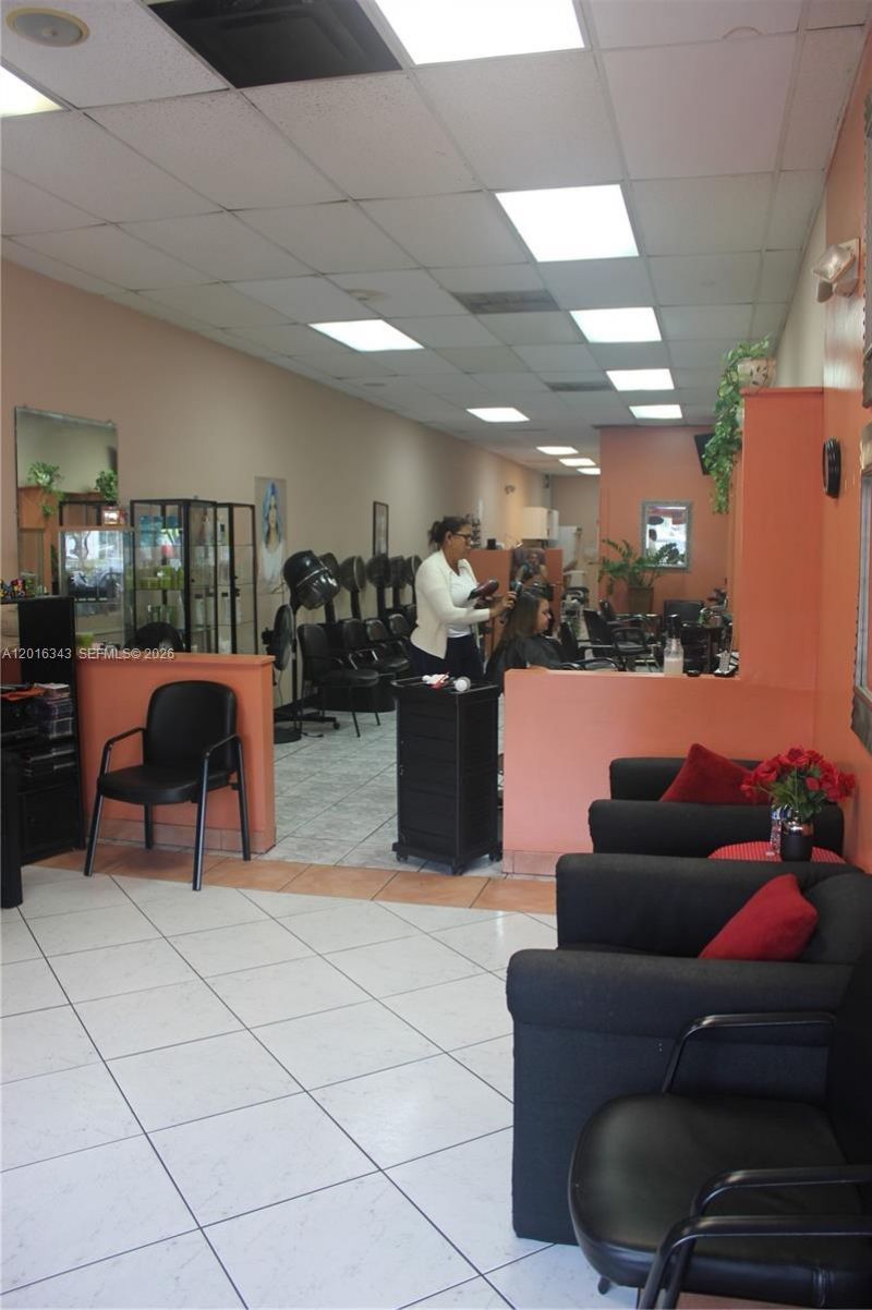 6647 Taft St , Hollywood, FL 33024 Photo