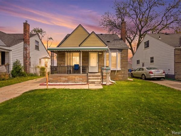 21426 Syracuse Avenue, Warren, MI 48091