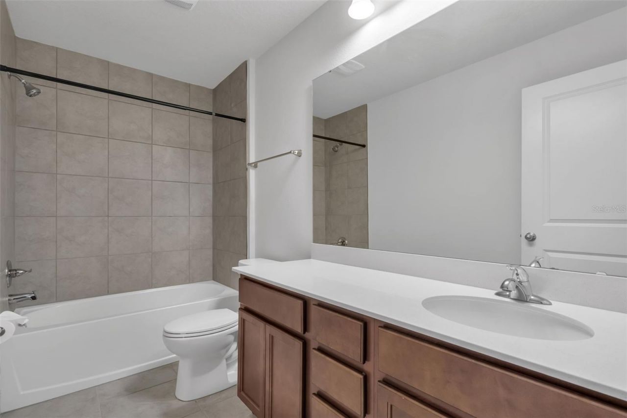 1809 Holden Ridge Lane , Clermont, FL 34715 Photo