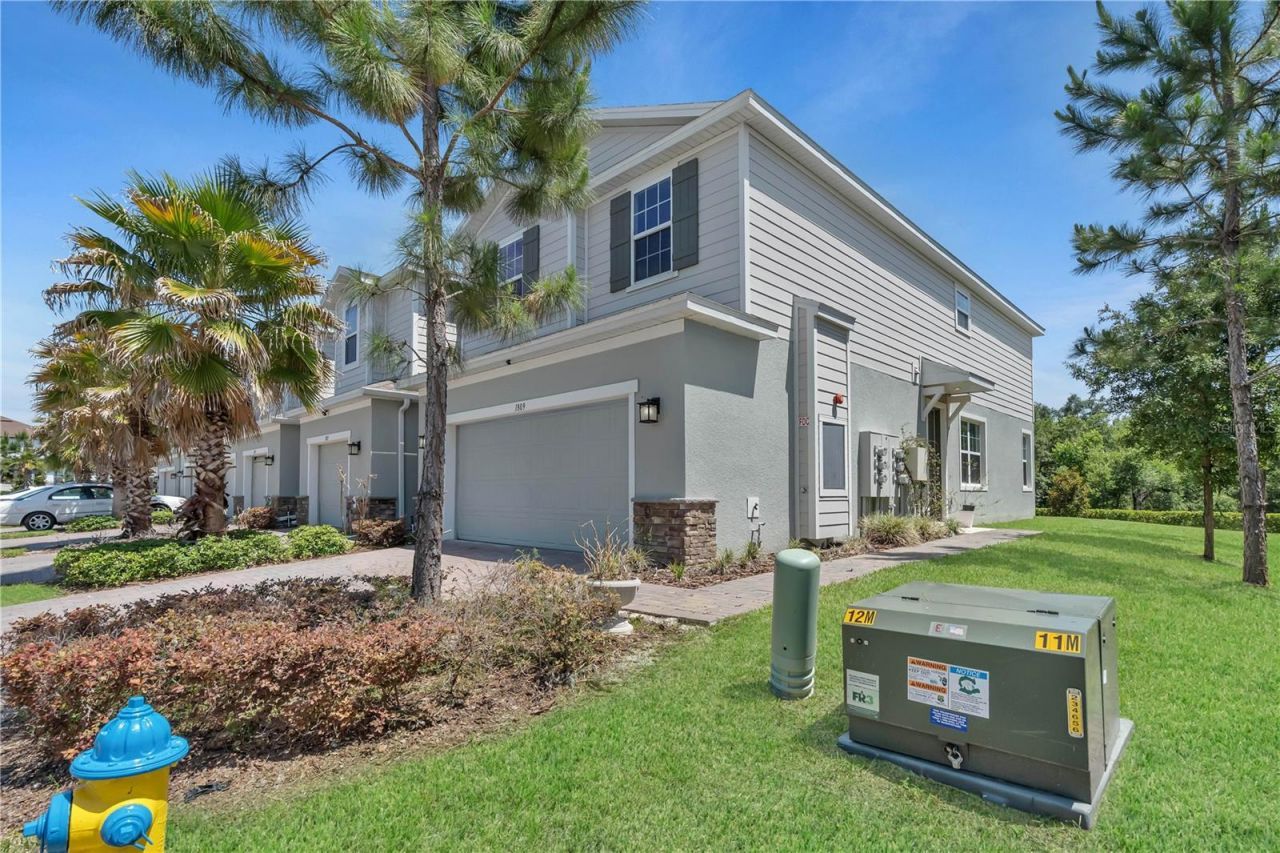 1809 Holden Ridge Lane , Clermont, FL 34715 Photo