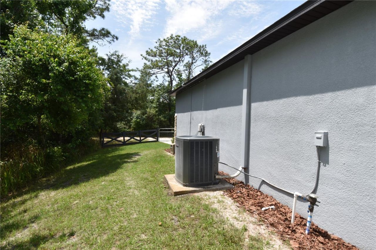 14241 Ravine Avenue , Weeki Wachee, FL 34614 Photo