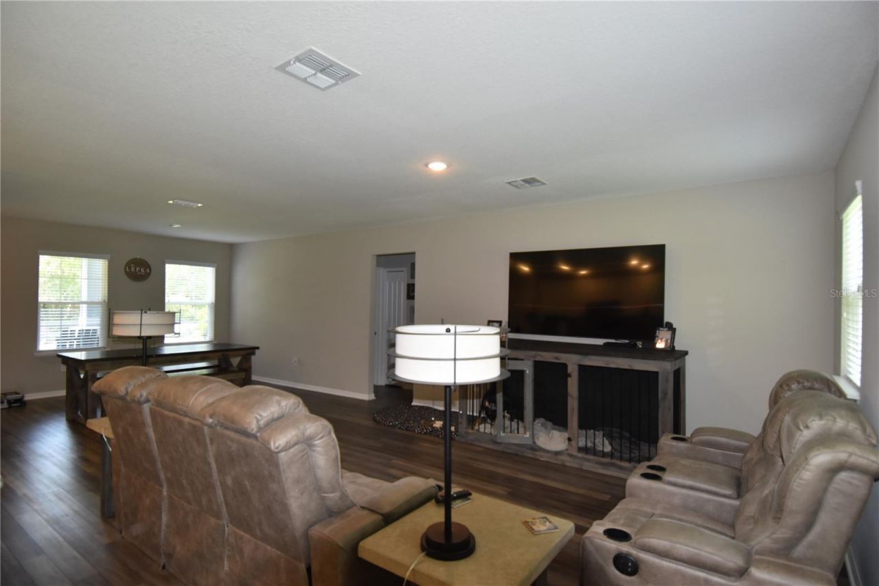 14241 Ravine Avenue , Weeki Wachee, FL 34614 Photo