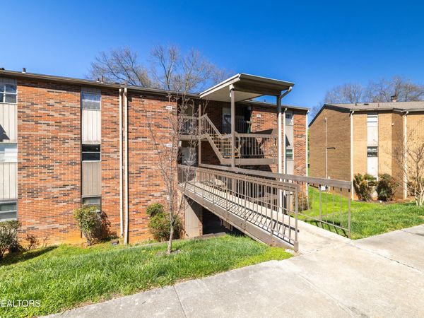 431 Canberra Drive, Knoxville, TN 37923
