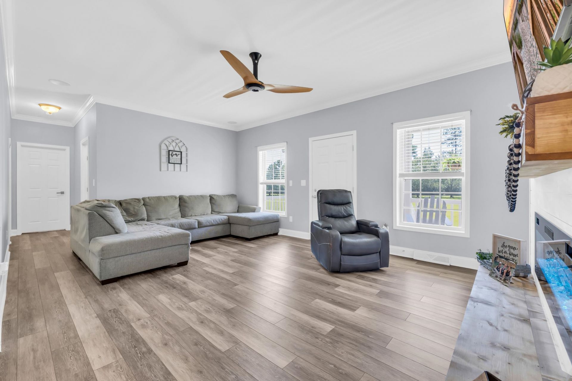 381 Saint Ives Rd. Photo 14