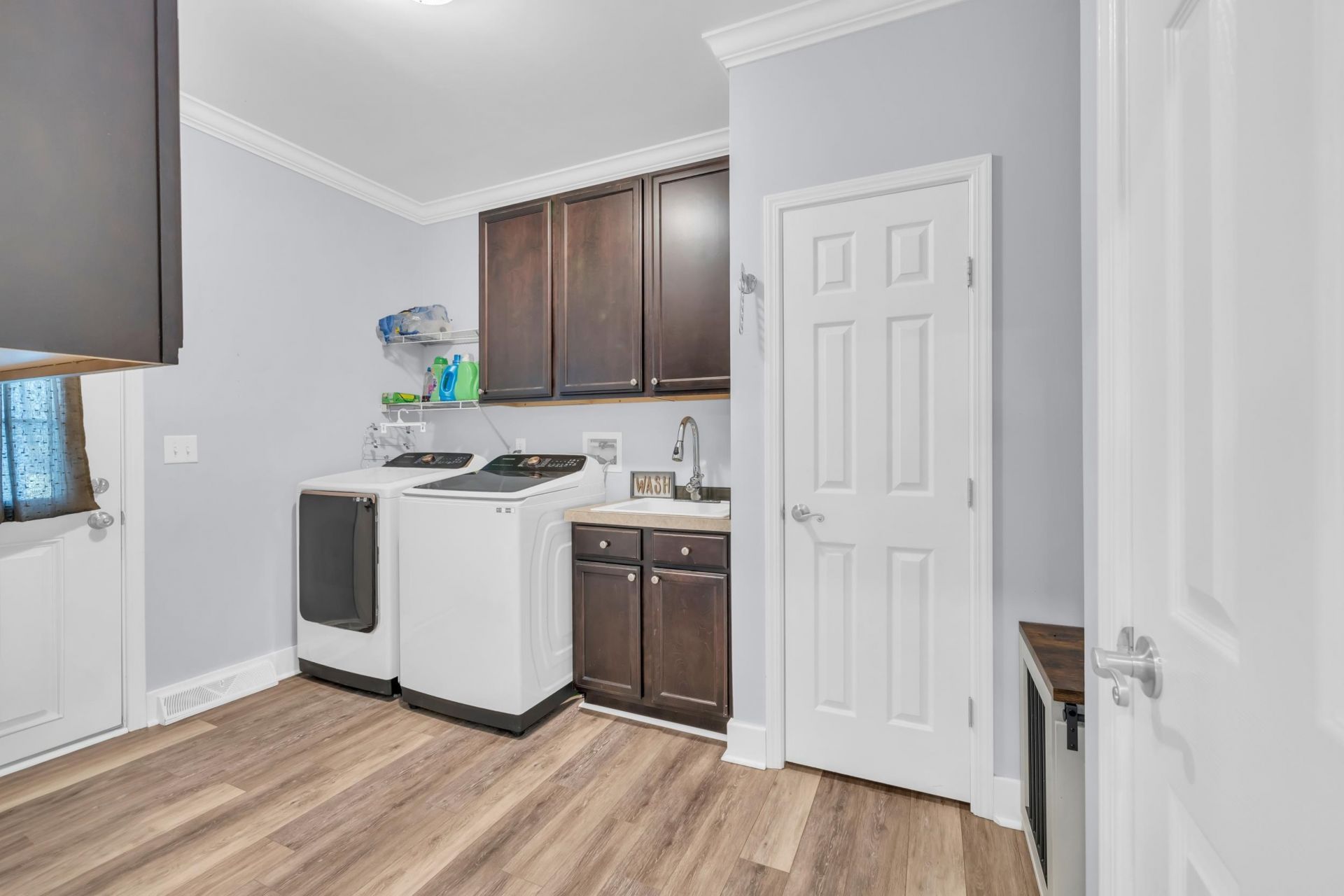 381 Saint Ives Rd. Photo 21