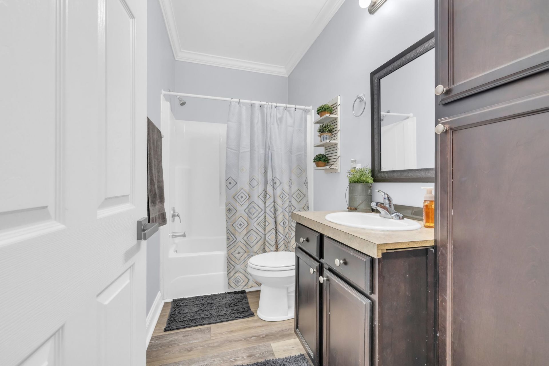 381 Saint Ives Rd. Photo 22