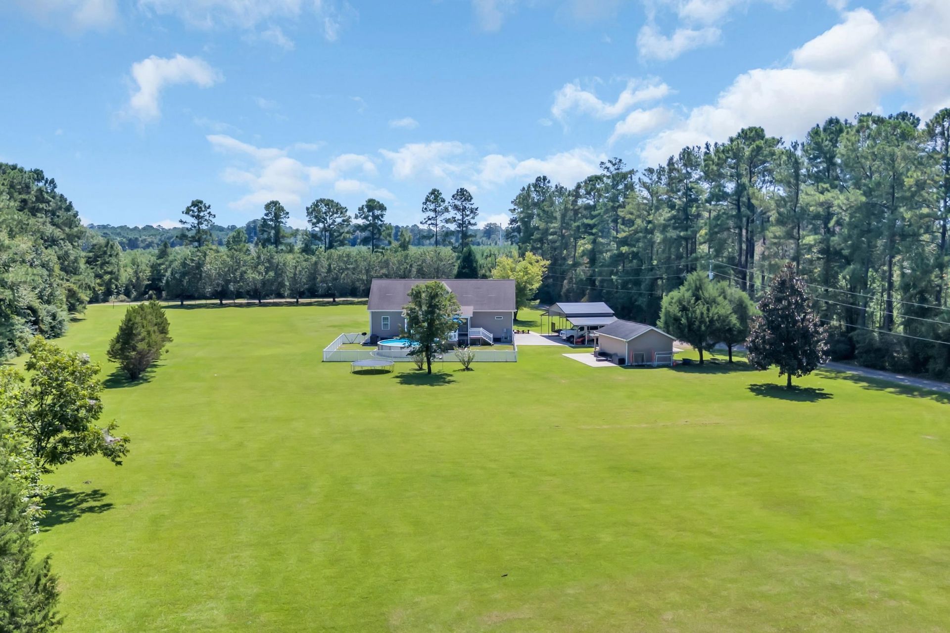 381 Saint Ives Rd. Photo 46