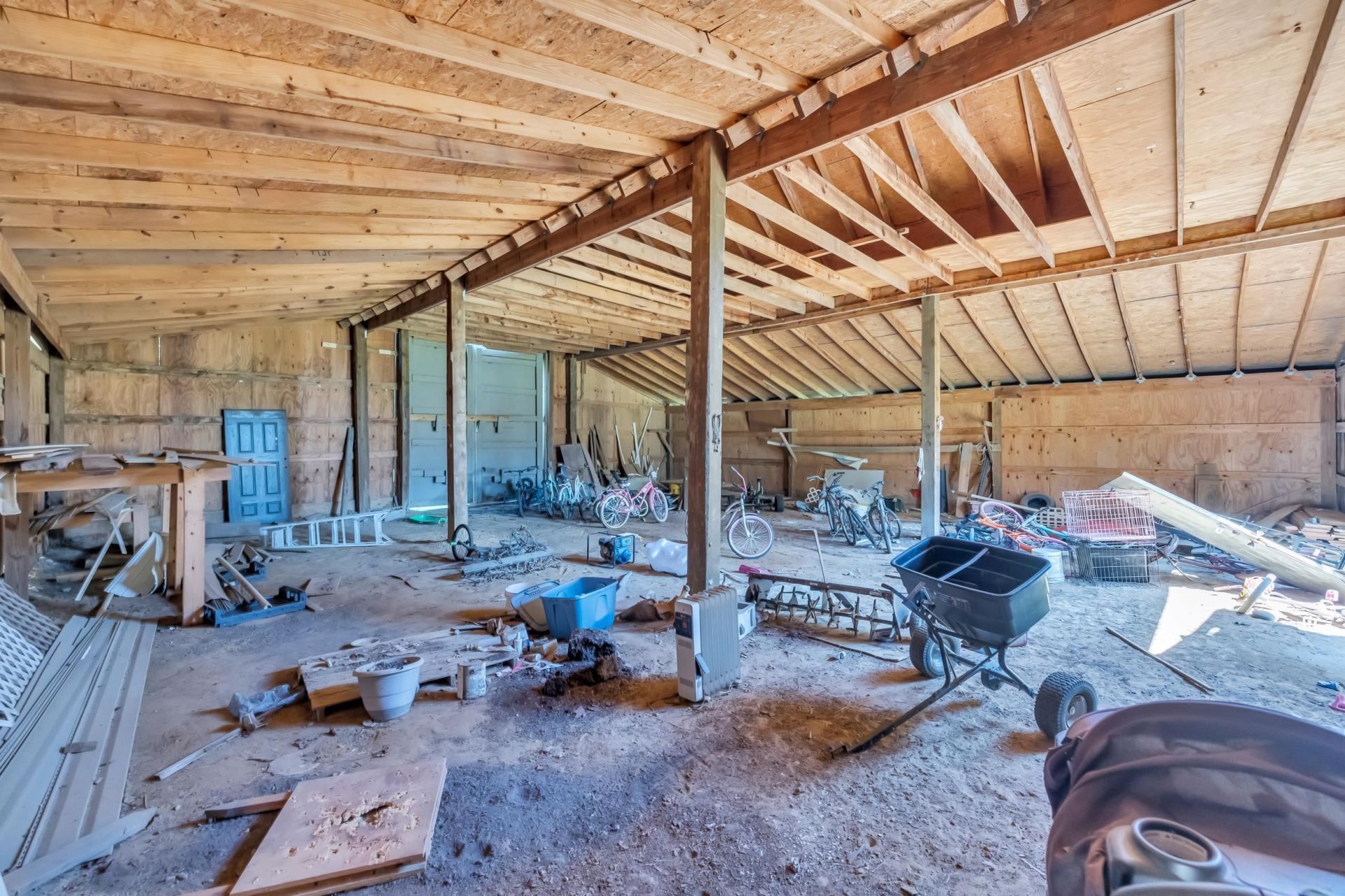 381 Saint Ives Rd. Photo 51