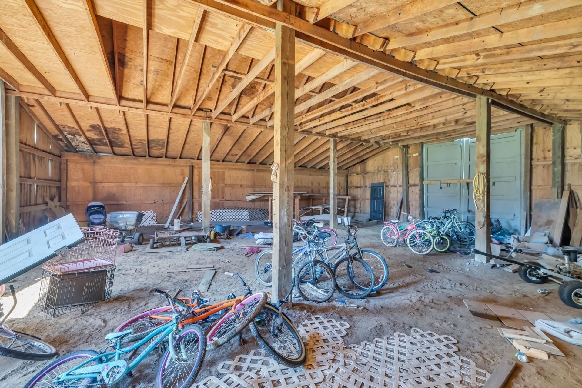 381 Saint Ives Rd. Photo 52