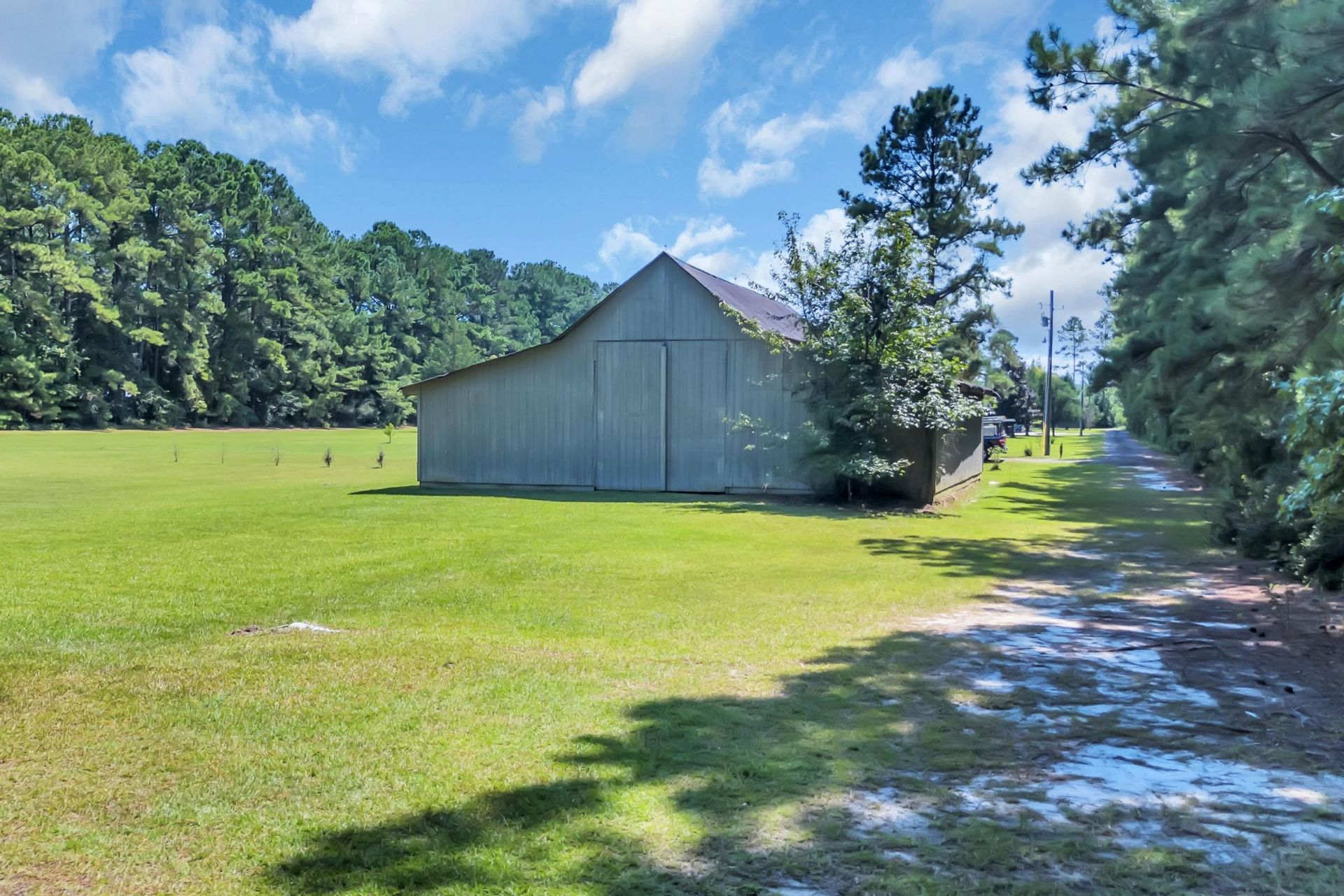 381 Saint Ives Rd. Photo 53