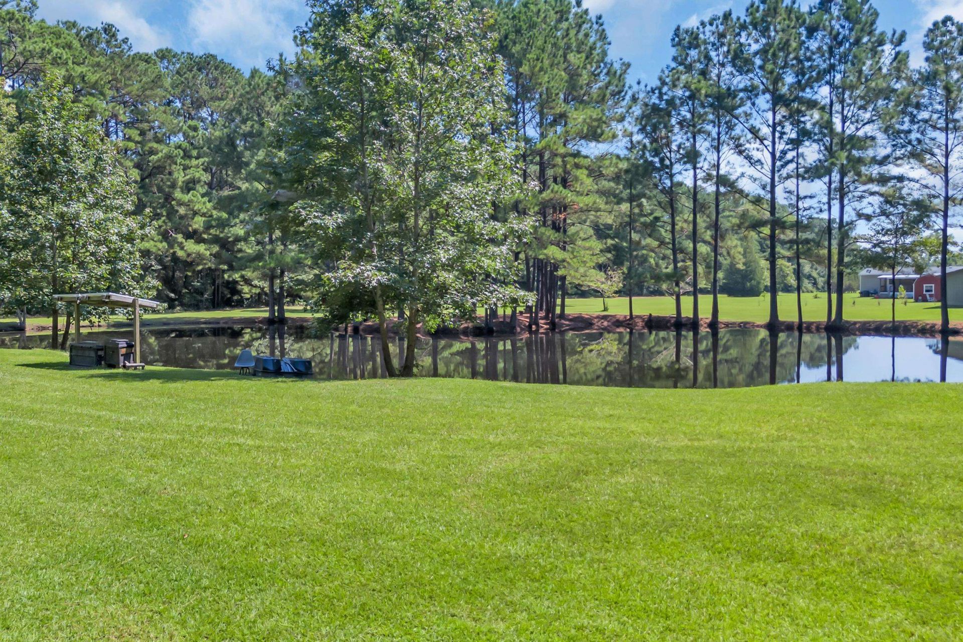 381 Saint Ives Rd. Photo 55