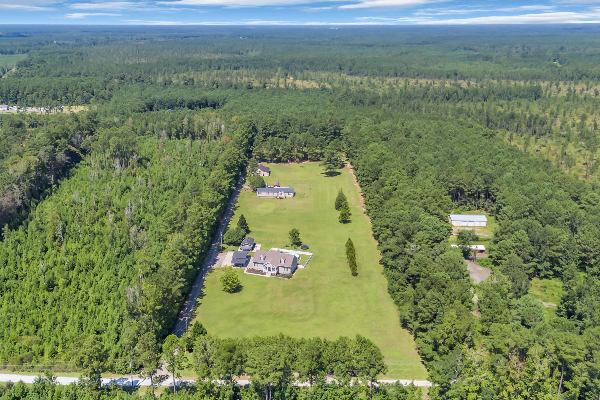 381 Saint Ives Rd. Photo 59
