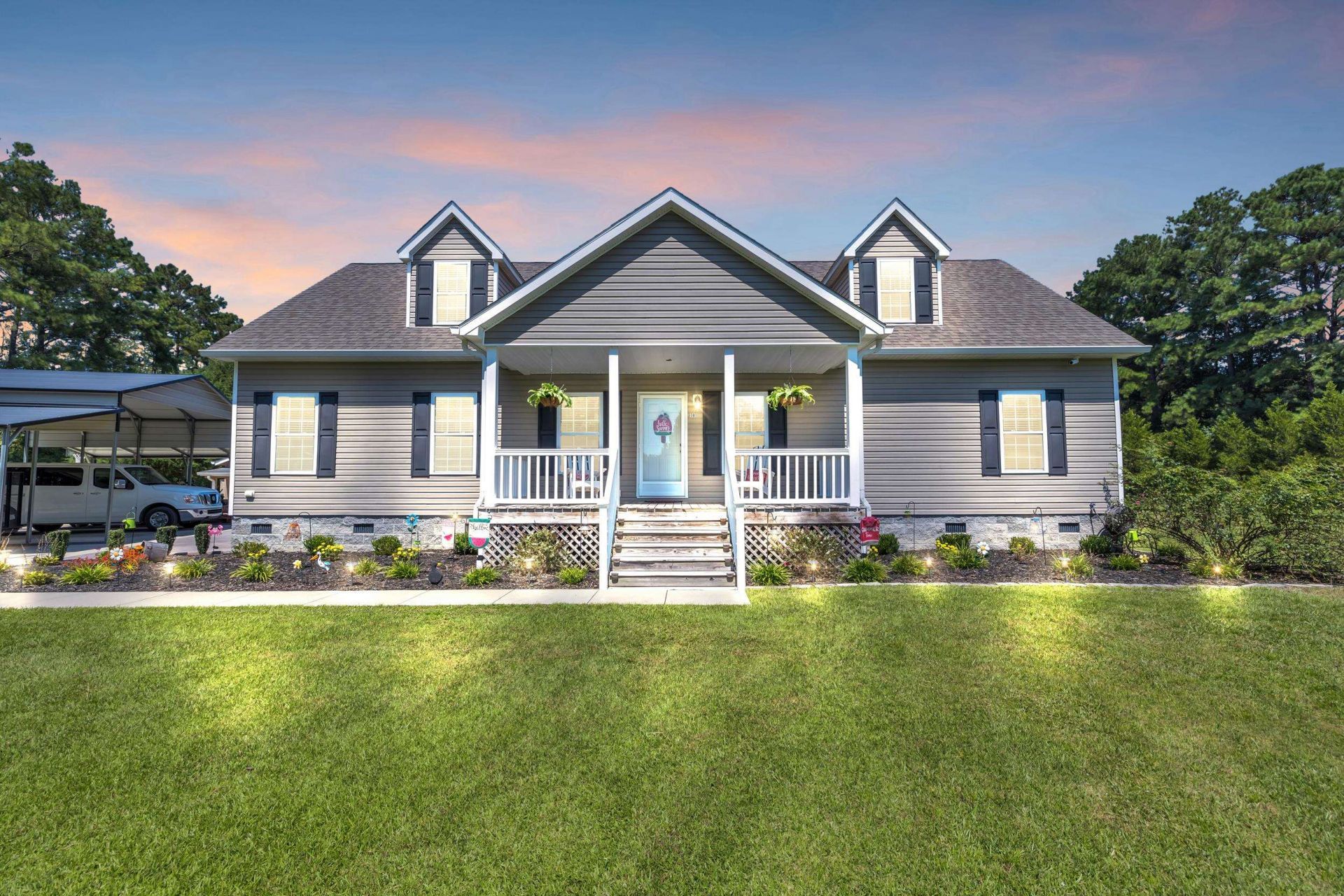 381 Saint Ives Rd. Photo 8