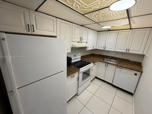 17530 NW 68th Ave , Unit C3004, Hialeah, FL 33015