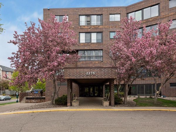 2275 Youngman Avenue, Unit 103W, Saint Paul, MN 55116