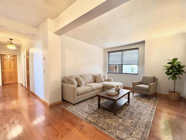 28-08 141st Street , Unit 3B, Flushing, NY 11354