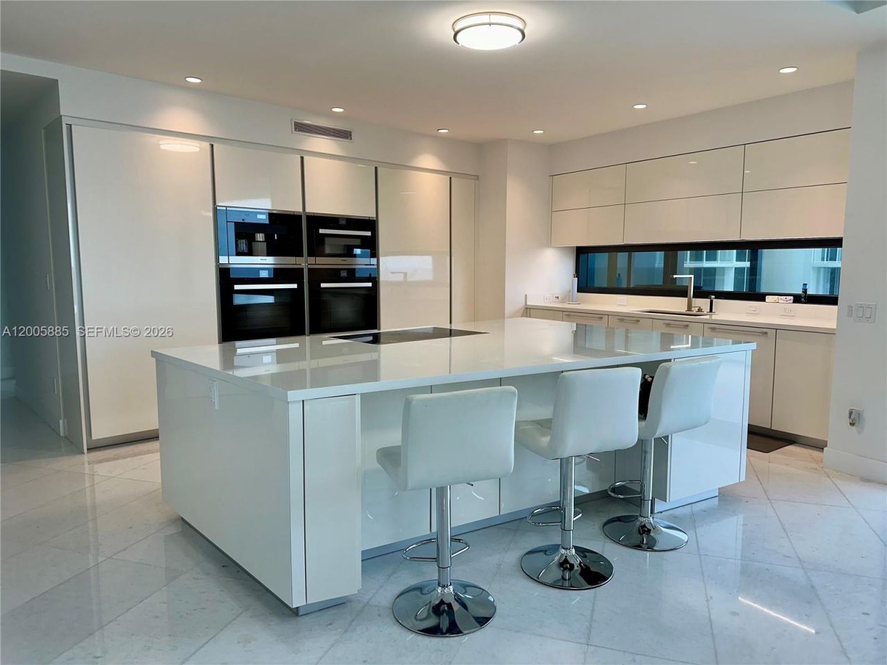 18555 Collins Ave, Unit 1705, Sunny Isles Beach, FL 33160 Photo