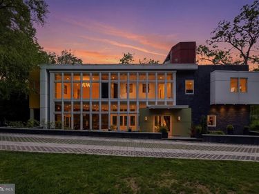 6304 OLD DOMINION DRIVE, MCLEAN, VA 22101