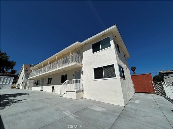 2722 E WALL Street, Unit C-D, Signal Hill, CA 90755