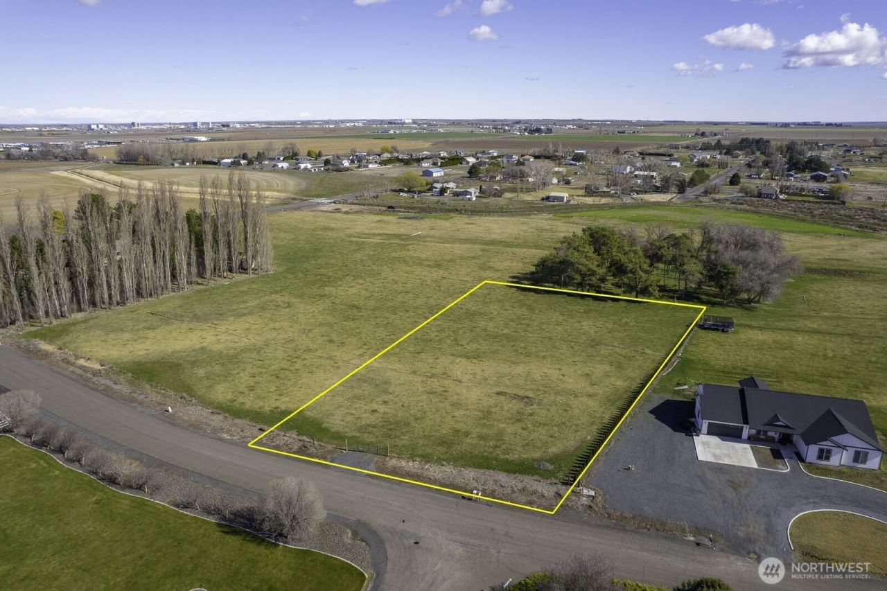 145 SE K.7, Moses Lake, WA 98837 Main Photo