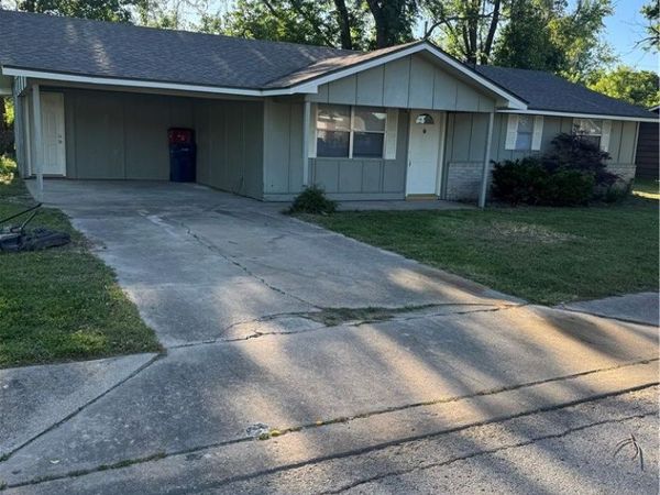 1150 Henegar Drive , Siloam Springs, AR 72761