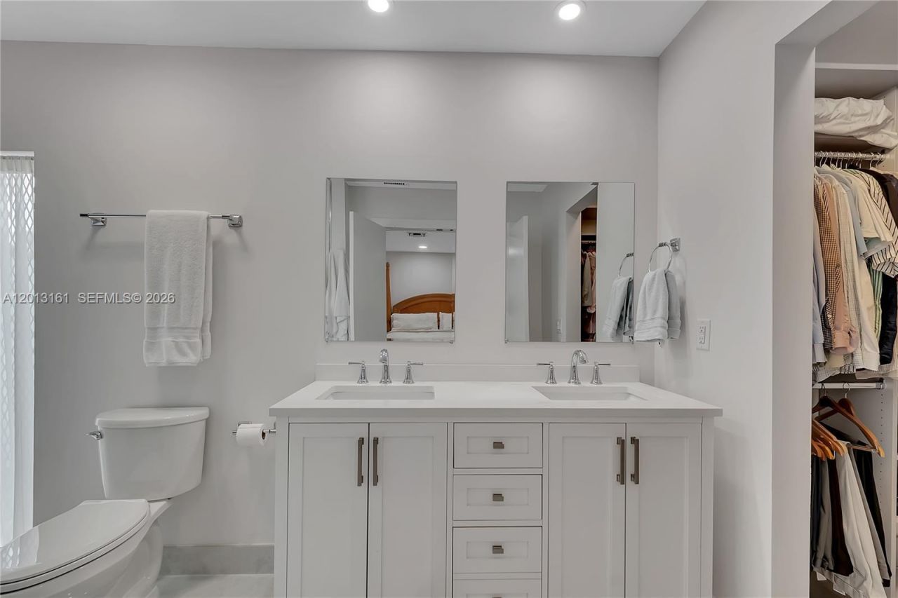 3374 NW 28th Ter , Boca Raton, FL 33434 Photo