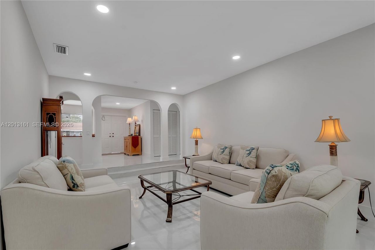 3374 NW 28th Ter , Boca Raton, FL 33434 Photo