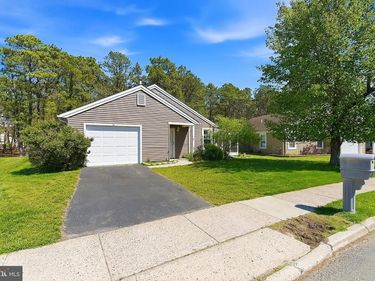 13 ABBEY COURT , FORKED RIVER, NJ 08731