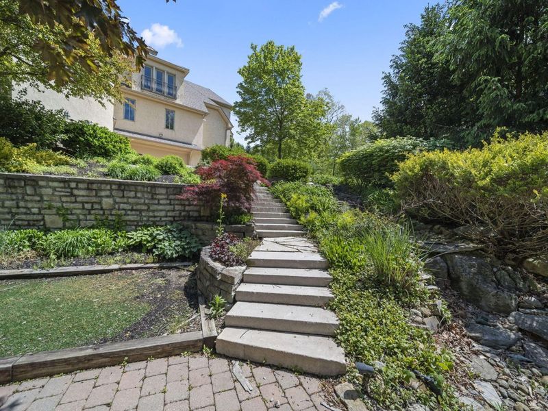 912 Matthews Brook Lane, Powell, OH 43065 Photo 174