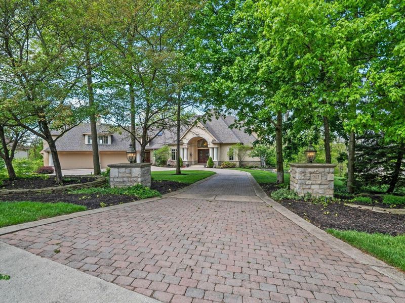 912 Matthews Brook Lane, Powell, OH 43065 Photo 7