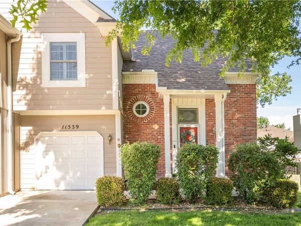 11539 Reeder Street, Overland Park, KS 66210