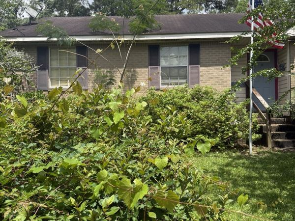 10408 Riverbend Drive, Moss Point, MS 39562