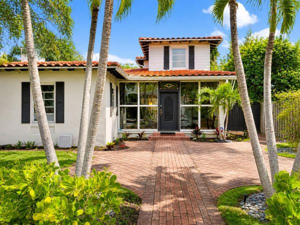 1403 SE 2nd Street, Unit 1, Fort Lauderdale, FL 33301