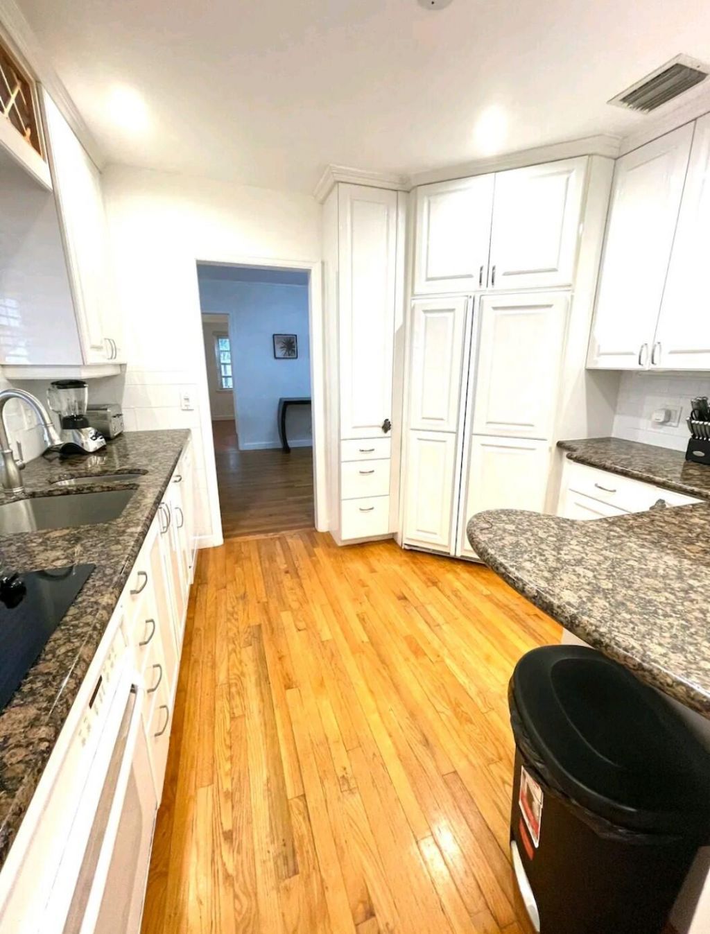1403 SE 2nd Street, Unit 1, Fort Lauderdale, FL 33301 Photo