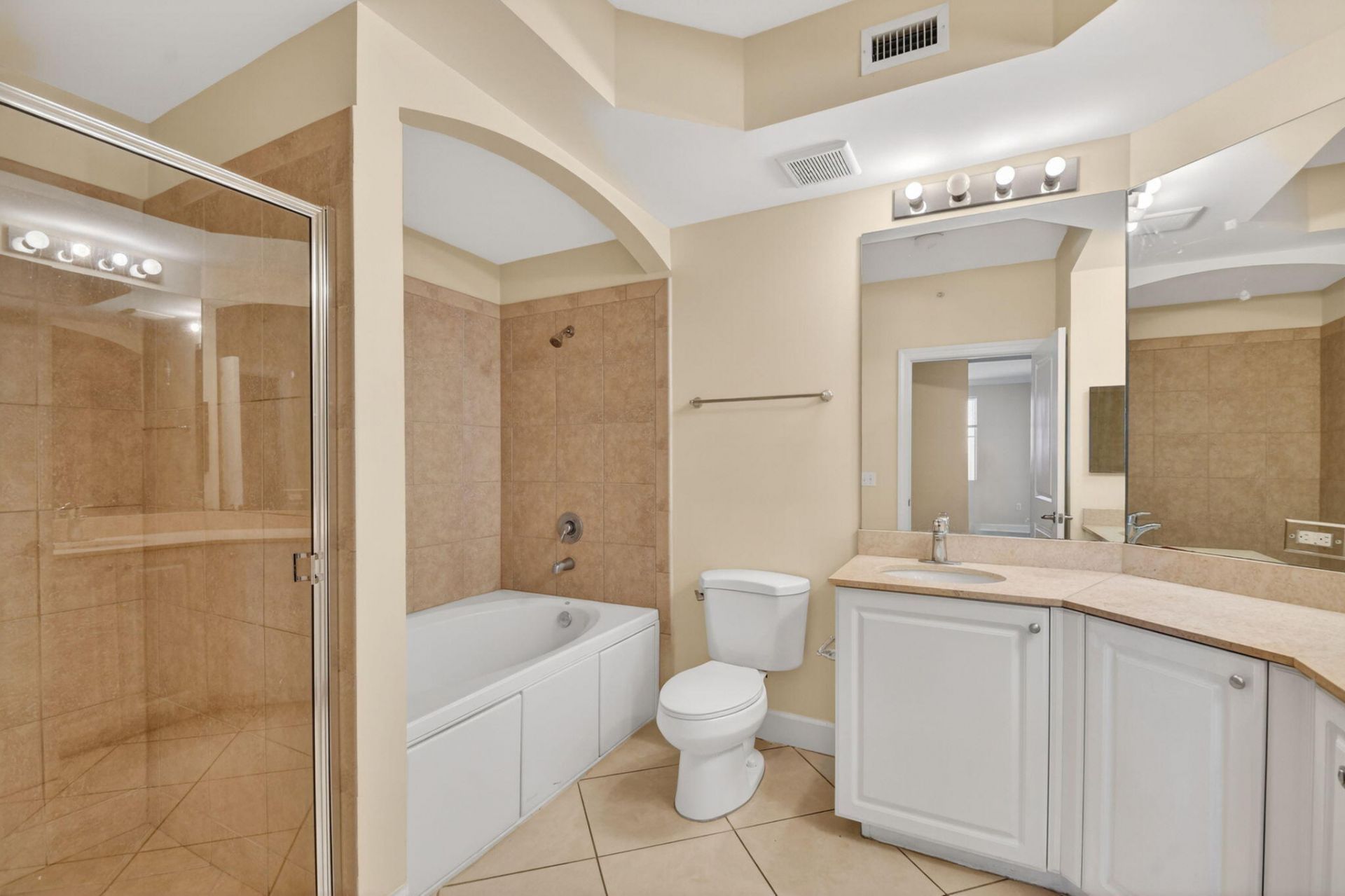 1660 Renaissance Commons Boulevard, Unit 2517, Boynton Beach, FL 33426 Photo