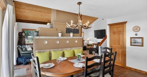 13101 Hansel Avenue, Truckee, CA 96161 Photo