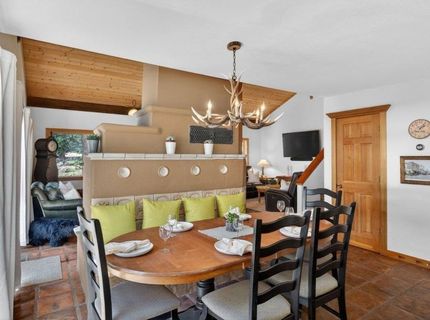 13101 Hansel Avenue, Truckee, CA 96161 Photo