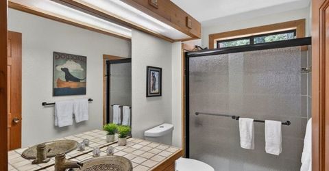 13101 Hansel Avenue, Truckee, CA 96161 Photo