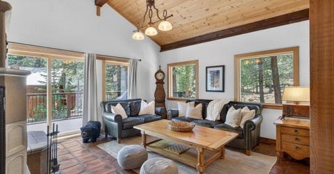 13101 Hansel Avenue, Truckee, CA 96161 Photo