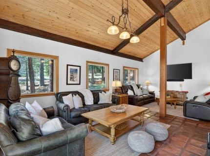 13101 Hansel Avenue, Truckee, CA 96161 Photo