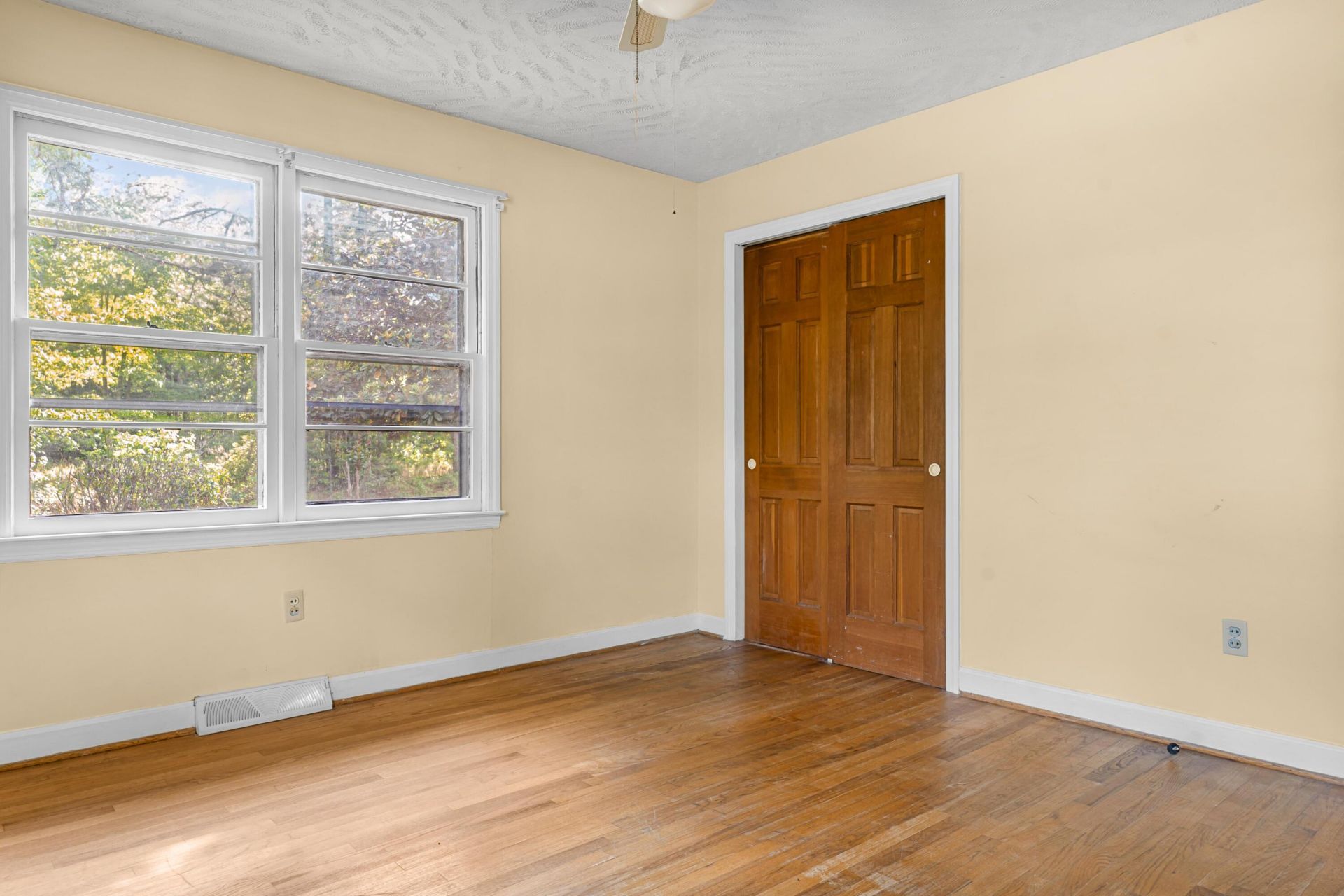 1221 Glenrobinson Lane Photo 18