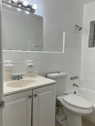 2201 N 57th Ave, Hollywood, FL 33021 Photo