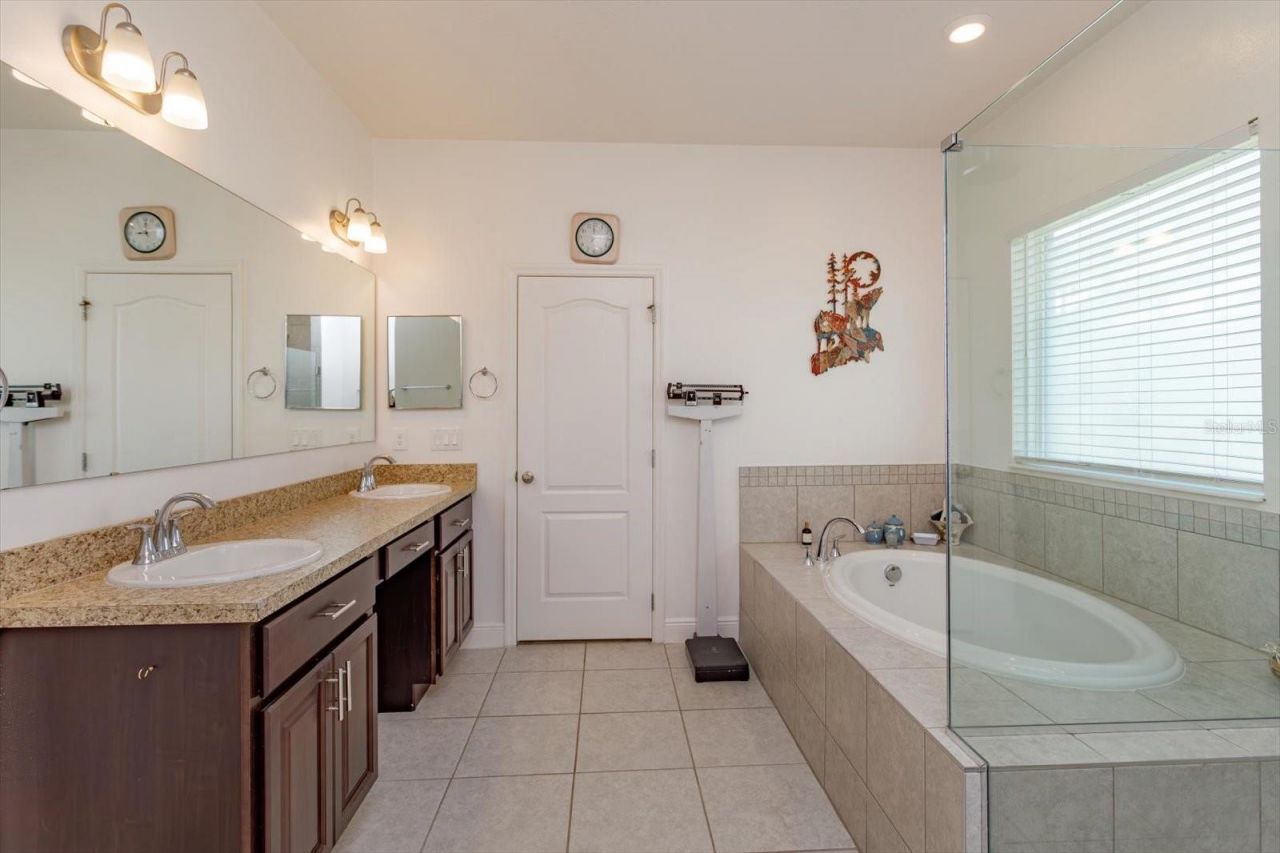 1629 Marsh Pointe Drive, Clermont, FL 34711 Photo