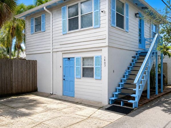 1403 SE 2nd Street, Unit 2, Fort Lauderdale, FL 33301
