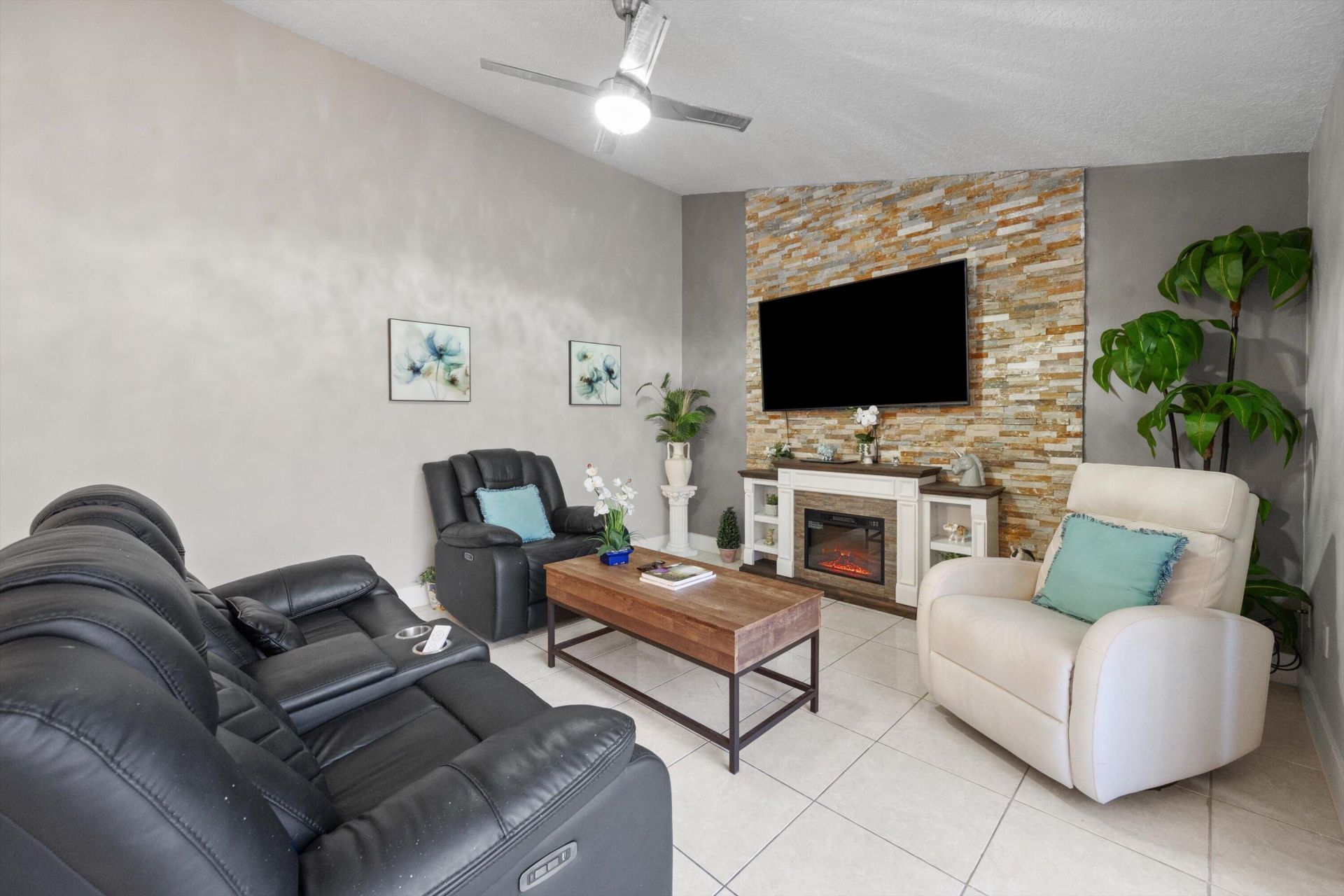 4258 S Landar Drive, Lake Worth, FL 33463 Photo