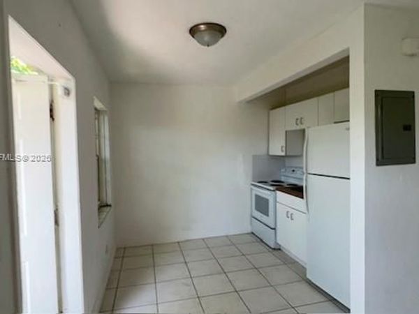 441 SW 10th St, Unit 4, Miami, FL 33130