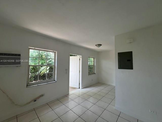 441 SW 10th St, Unit 4, Miami, FL 33130 Photo