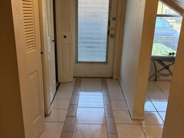 6051 NW 61st Avenue, Unit 109, Tamarac, FL 33319